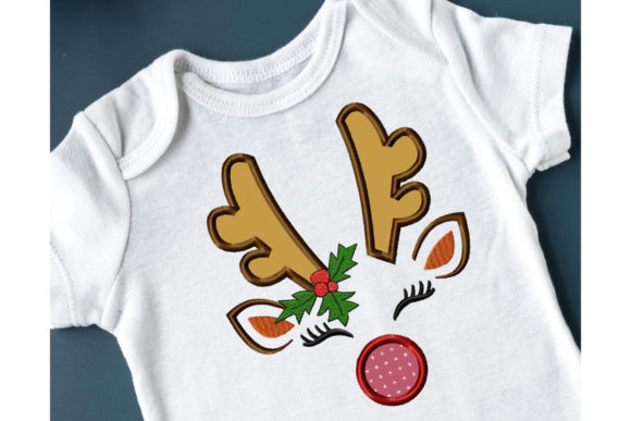 Christmas Reindeer with Holly: A Designer's Fair Review
